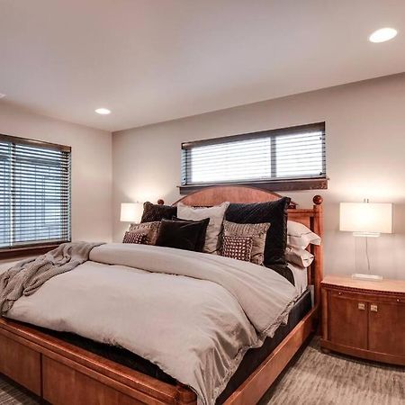 Luxury Townhome On The Park With Bridger Mtn Views 보즈먼 외부 사진
