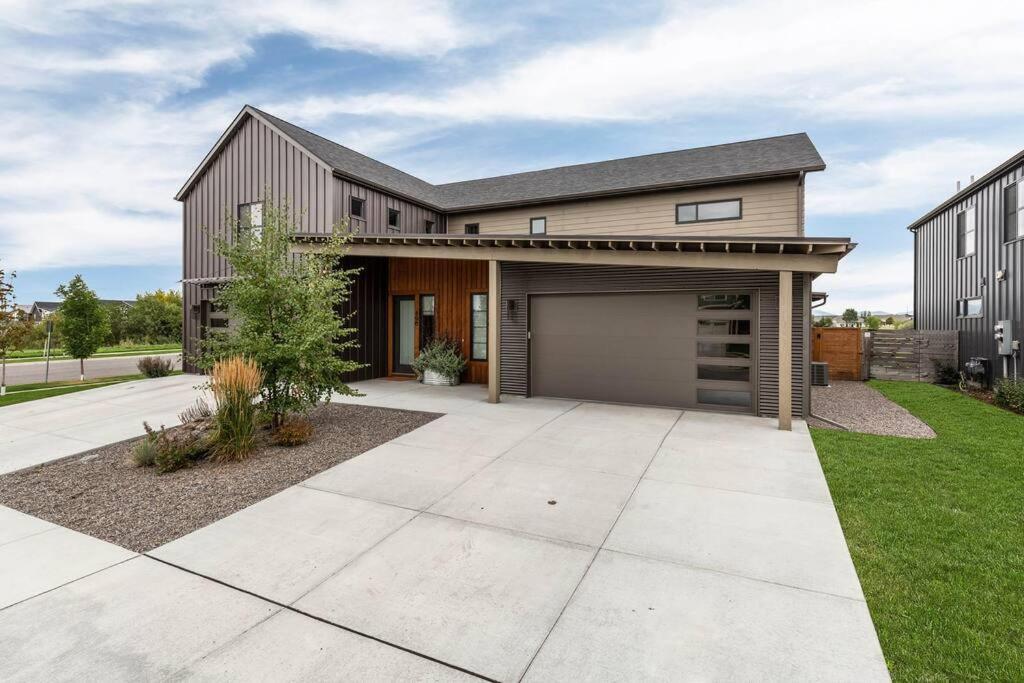 Luxury Townhome On The Park With Bridger Mtn Views 보즈먼 외부 사진